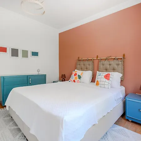 House With Backyard 8 Min To Rumeli Fortress * Istambul